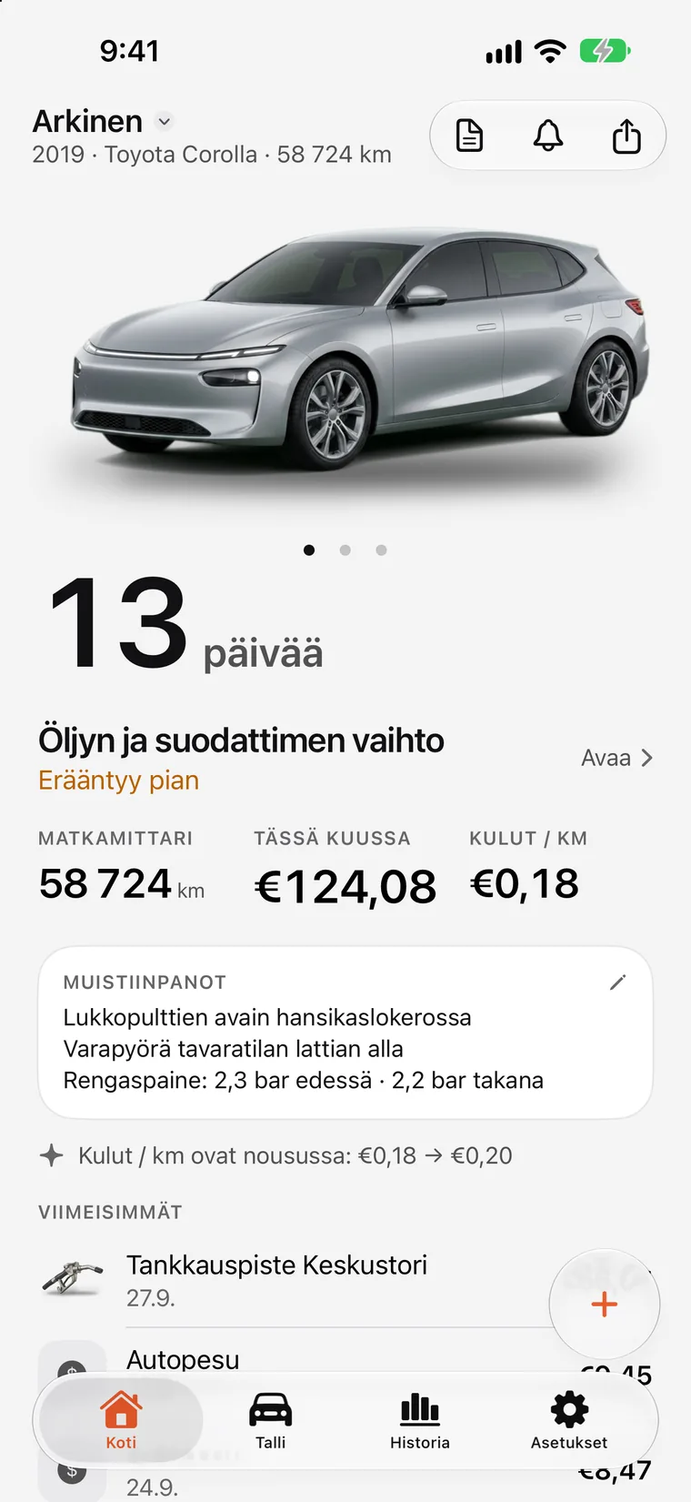 SteerLogin kotinäkymä: suuri lähtölaskenta seuraavaan huoltoon — öljyn ja suodattimen vaihto 7 päivän päästä — auton, sen matkamittarin sekä viimeisimpien tankkausten ja huoltojen yläpuolella.