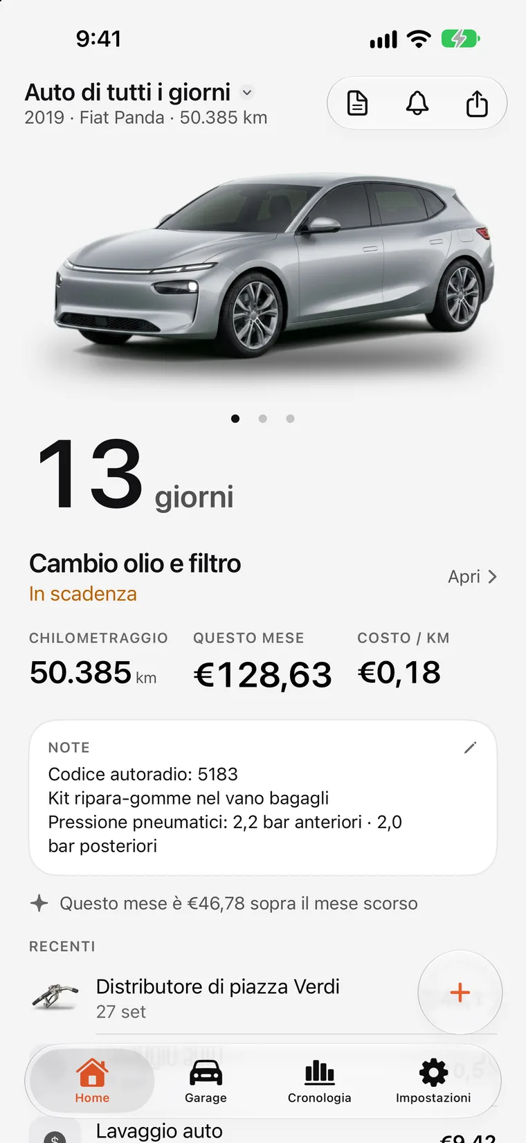 Schermata Home di SteerLog: un grande conto alla rovescia verso il prossimo tagliando — cambio olio e filtro tra 7 giorni — sopra l'auto, il suo chilometraggio e gli ultimi rifornimenti e tagliandi.