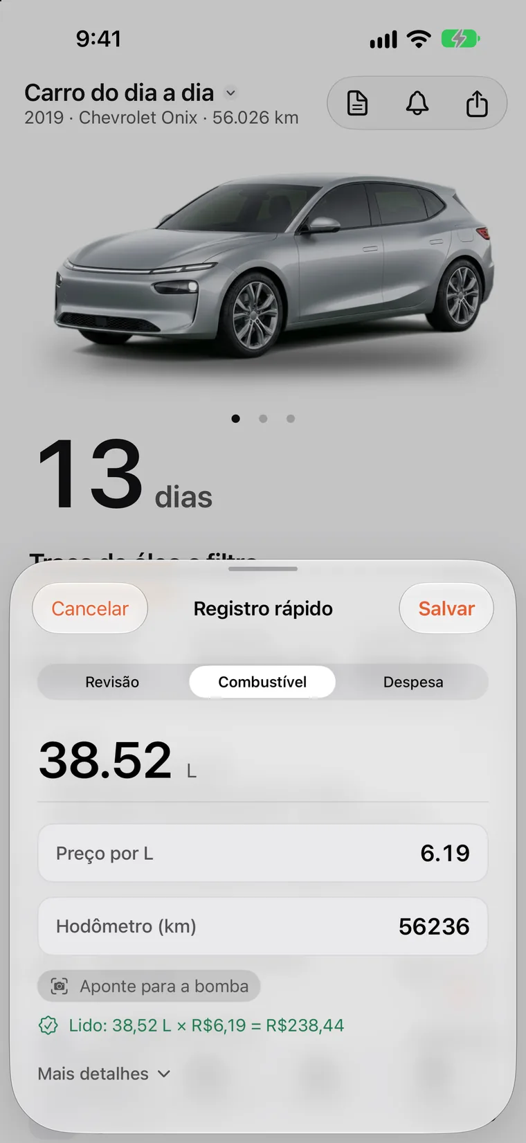 Histórico do SteerLog: abastecimentos, uma sessão de recarga, rodízios e revisões numa única lista, cada um com data, hodômetro e valor.